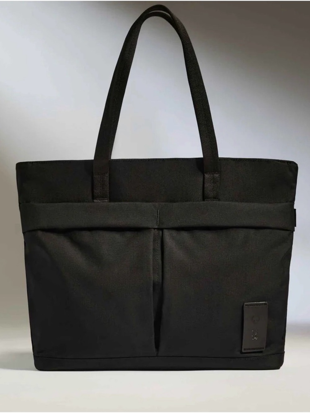 Urban Core Tote Bag In Black